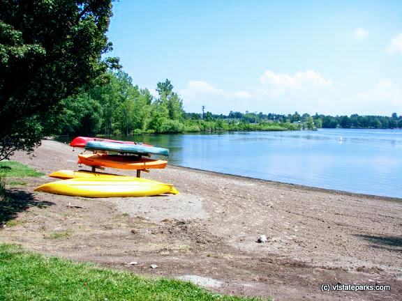 Boat rentals at Knight Point State Park