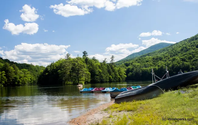 Boat rentals at Emerald Lake State Park by Tara Schatz
