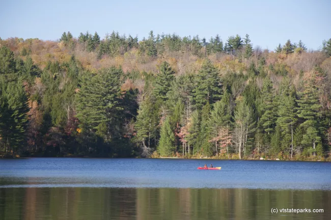 Kayaking on Lowell Lake State Park by Jared Lennow