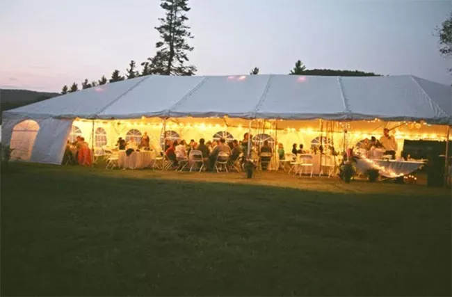 Seyon Lodge is a beautiful and idyllic spot for a country wedding
